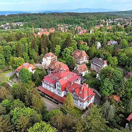 Medical Sensus Semesteranläggning (resort)